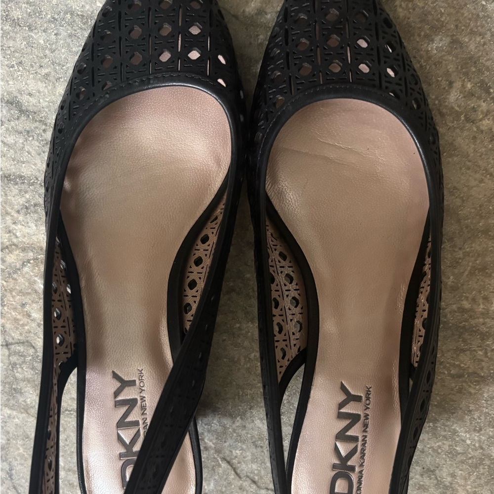 DKNY Black Cutout women’s  1” heel shoes